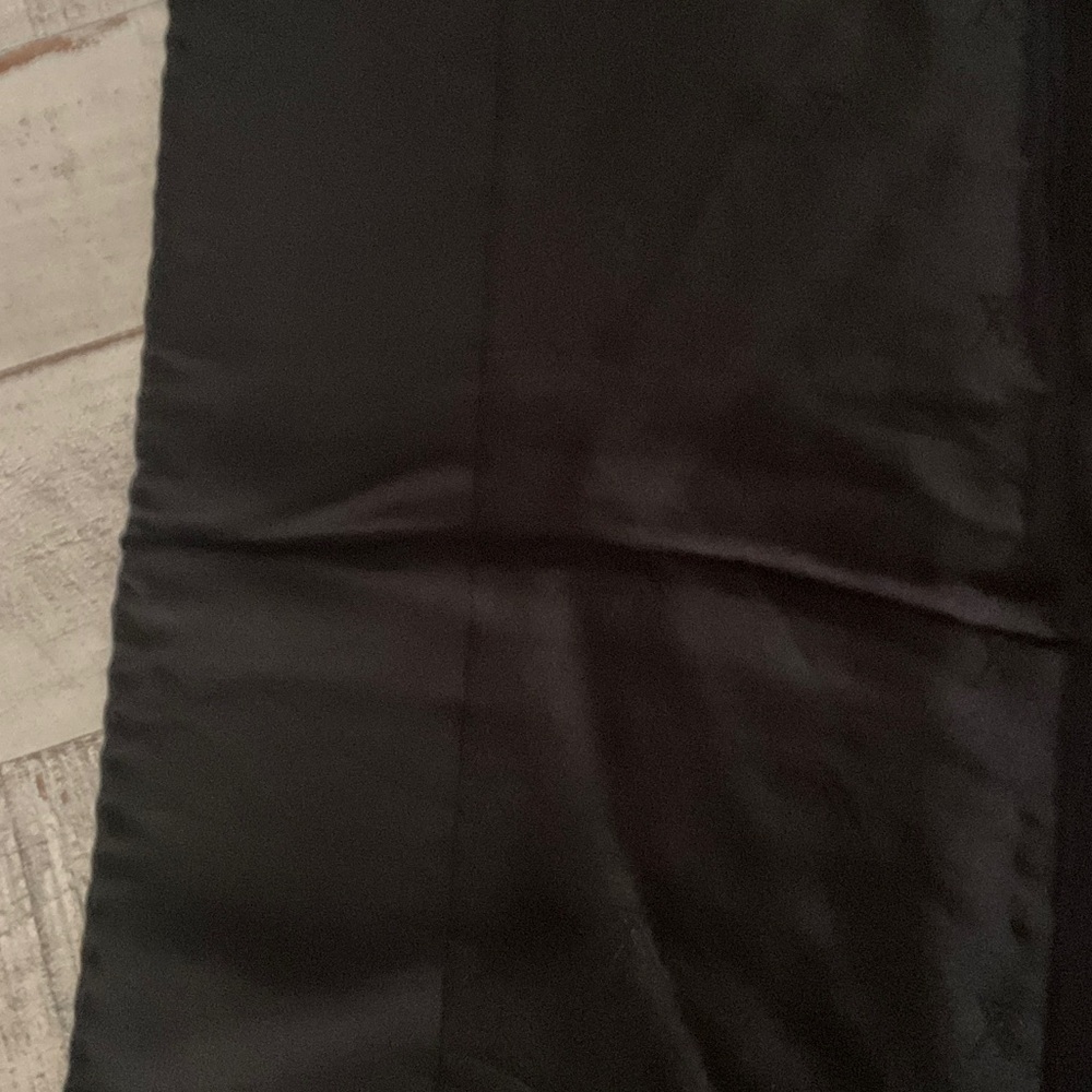 Louis Vuitton Silk Scarf - Picture 3 of 8
